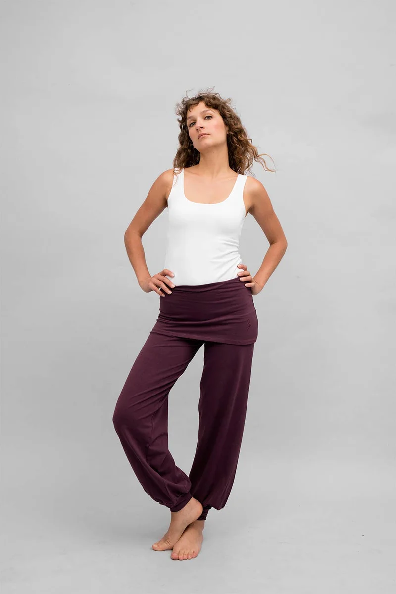 Sohang Yoga Pants — 2-in-1 Organic Cotton Pants with Integrated Skirt
