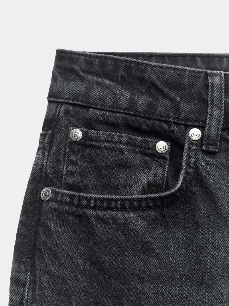 Mid-rise jeans with straight-leg
