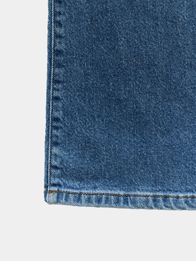 High-waisted jeans with a flared legs