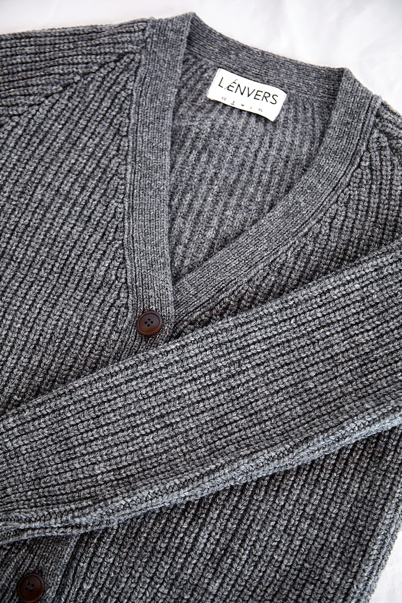 ANNA V-Neck Cardigan in Merino Wool - Ash Grey