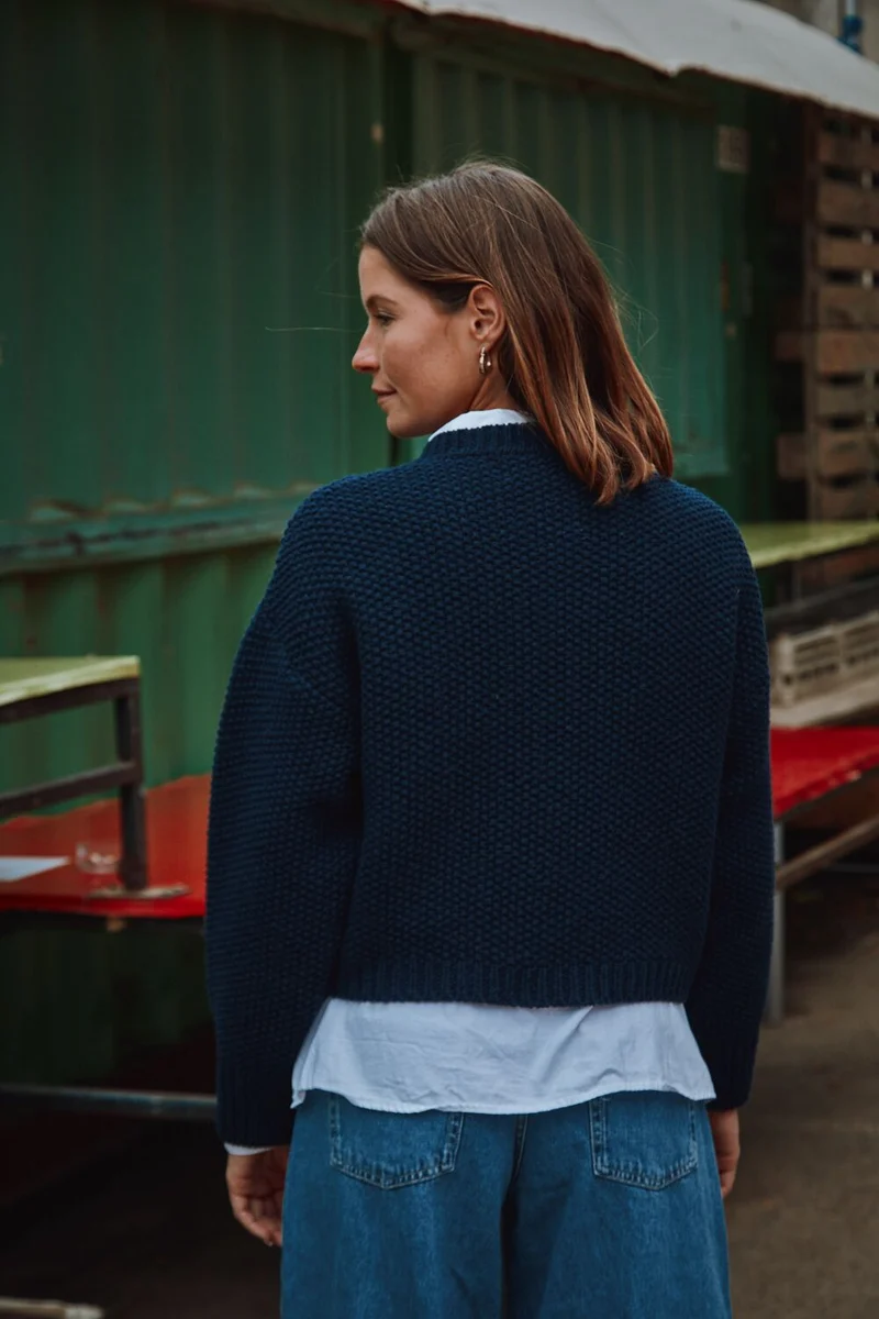 PAOLA Irish Cable Sweater in Merino Wool - Navy
