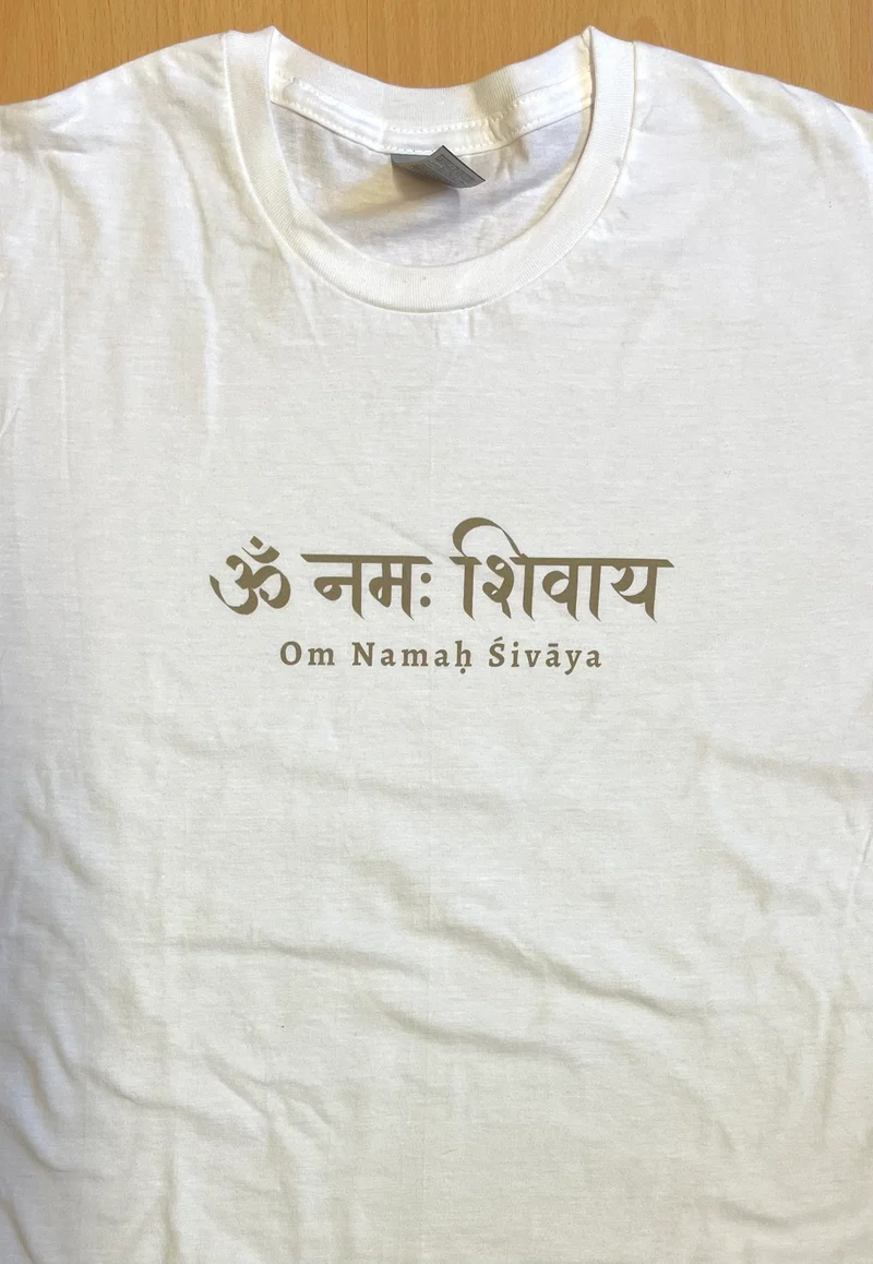 T-shirt de yoga unisexe en coton blanc pour homme - Om Namah Sivaya