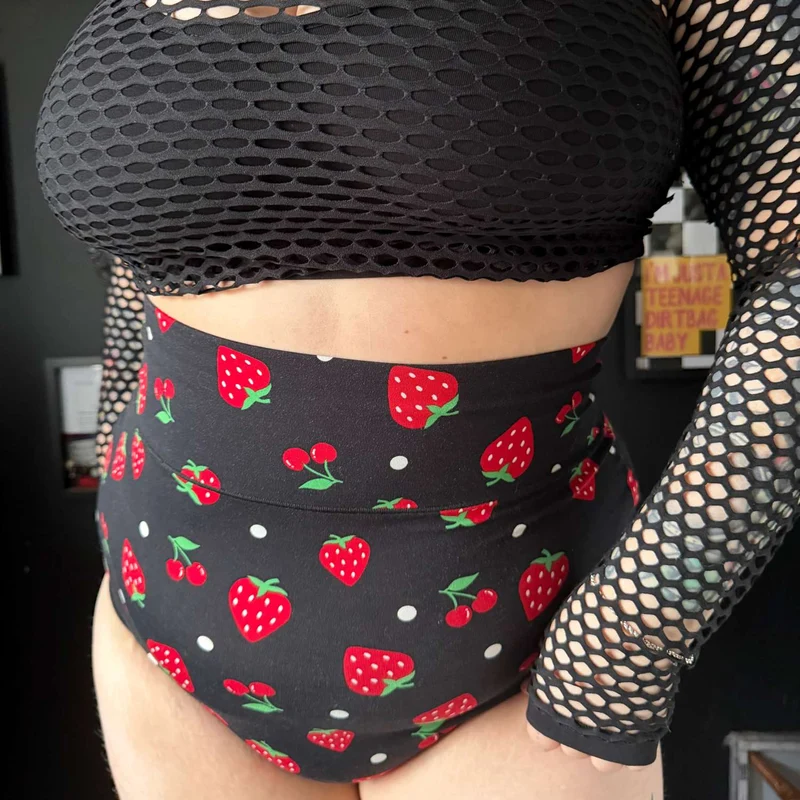 Fruity Super High Waist Knickers - Black