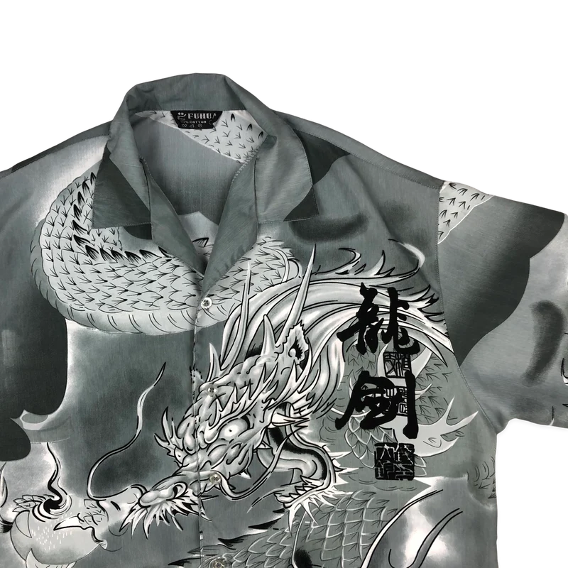 Vintage Y2K Grey Dragon Print Short Sleeve Shirt XL