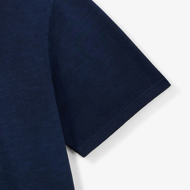 T-shirt col rond en jersey de coton slub pigment dye bleu marine