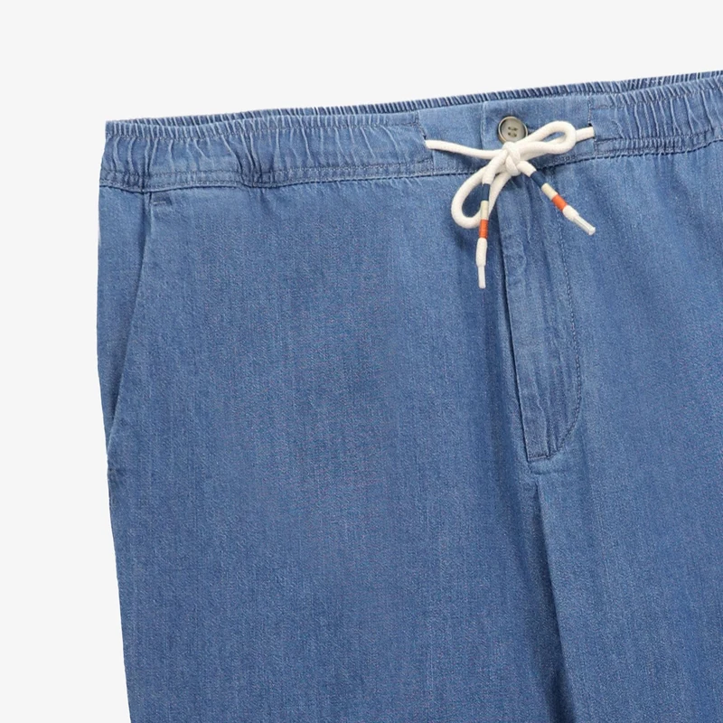 Chino 738 chambray coupe large taille élastiquée bleu denim