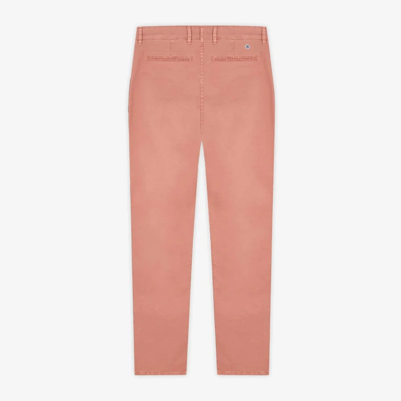 Chino 702 coupe droite confort rose skin