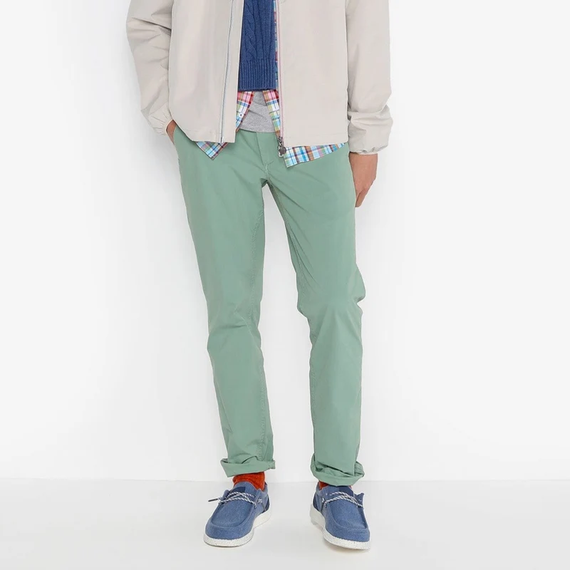 Chino 743 élastiqué toile parachute vert amande coupe large