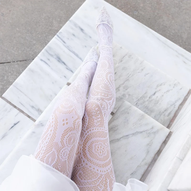 Botanical Fishnets - White