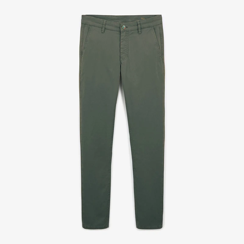 Chino 702 coupe droite confort vert kaki