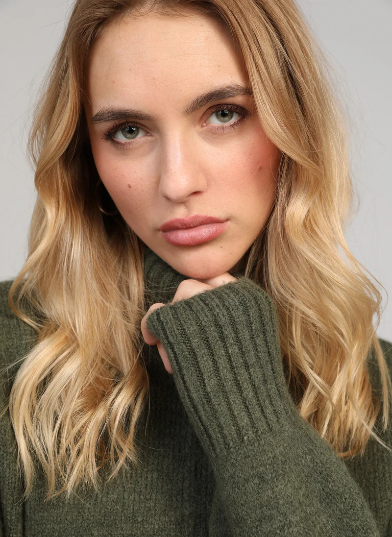 PULL LIPY kaki