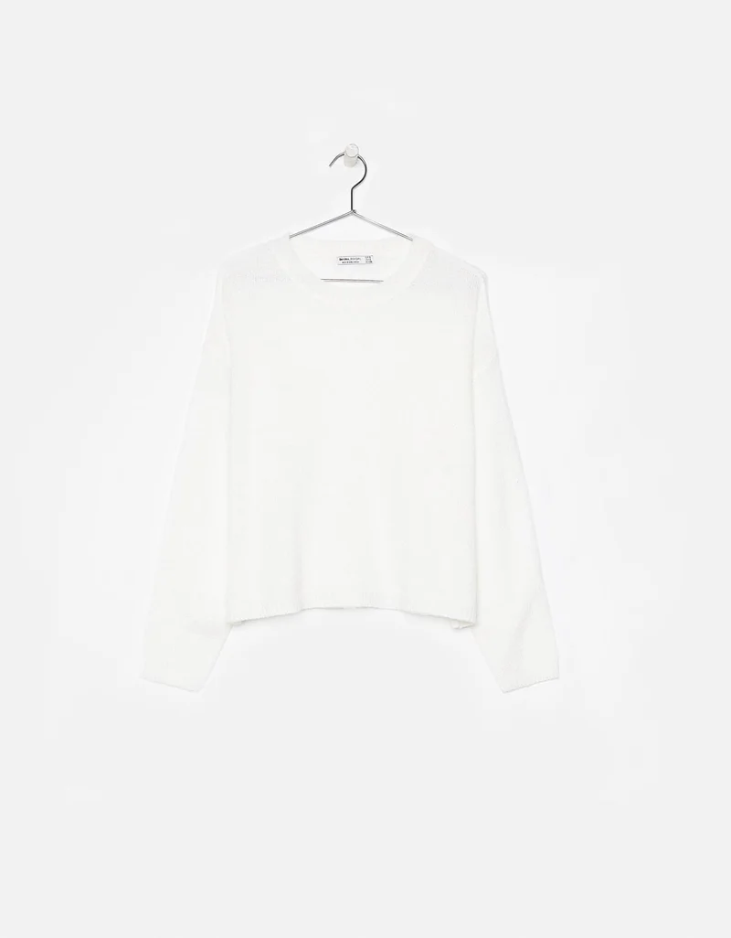 Round neck sweater