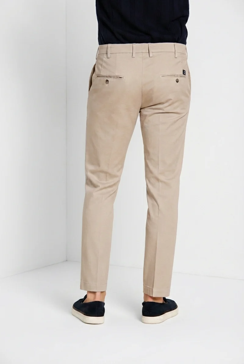 New York pantalon chino homme en gabardine stretch regular fit ①
