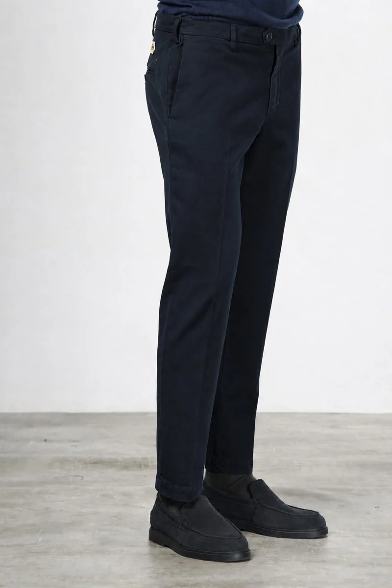 Paris pantalon chino homme en tricotine de coton tapered fit