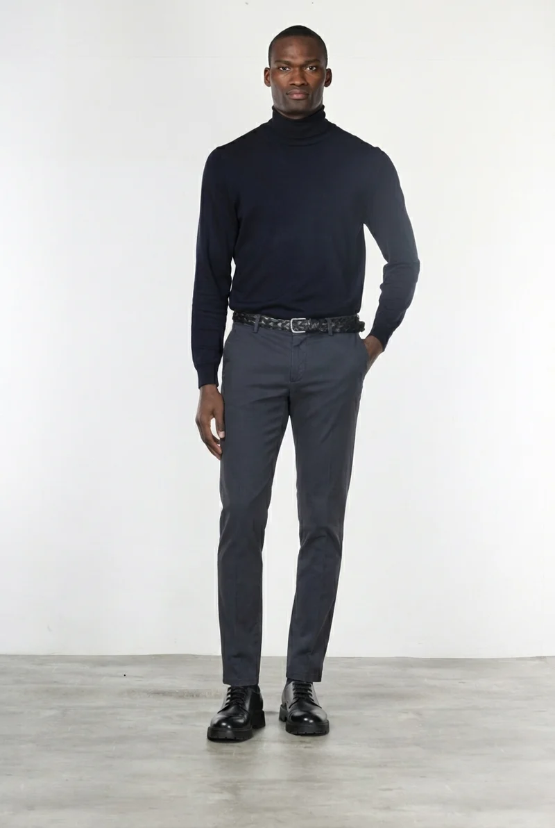 Milano pantalon chino homme en gabardine stretch extra slim fit ①