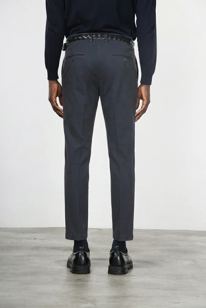 Milano pantalon chino homme en gabardine stretch extra slim fit ①