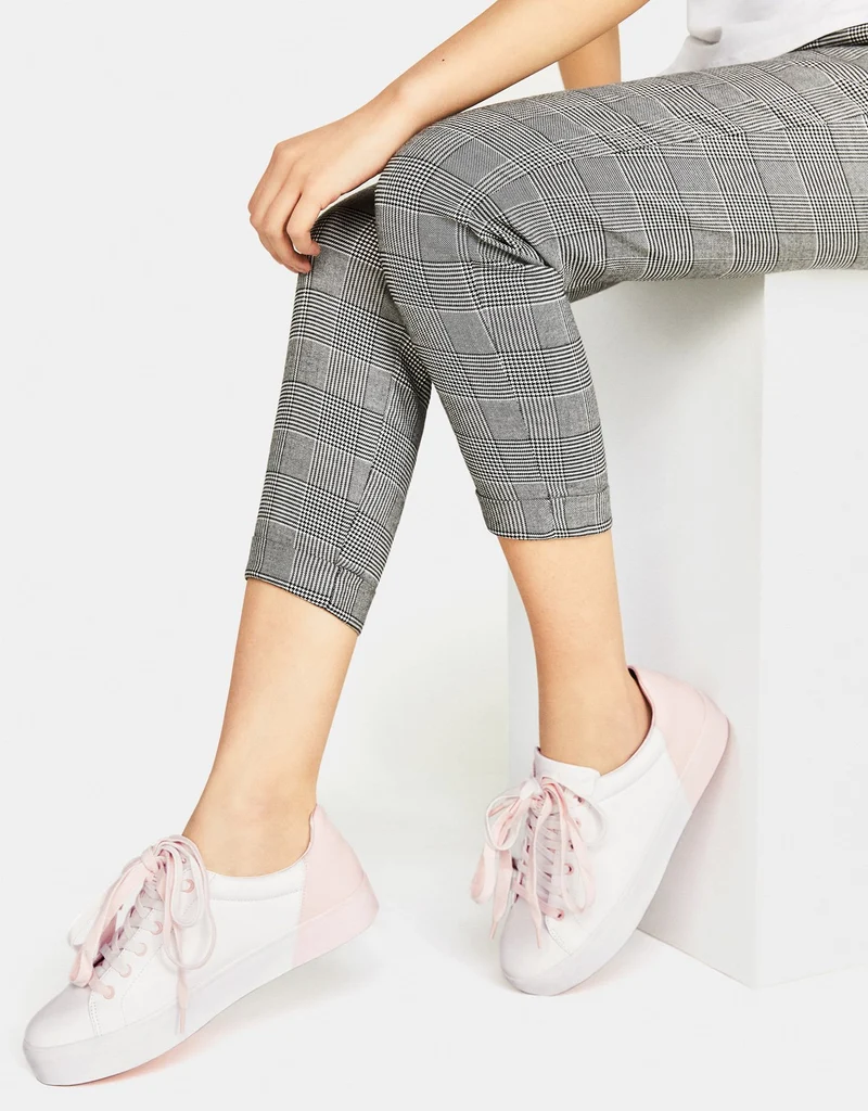Lace-up trainers with heel detail
