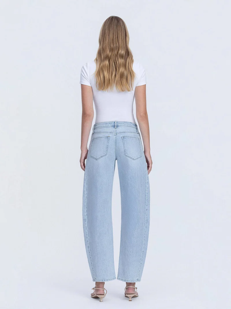 HIGH RISE LIGHT WASH SEAM DETAIL CROP BARREL JEANS