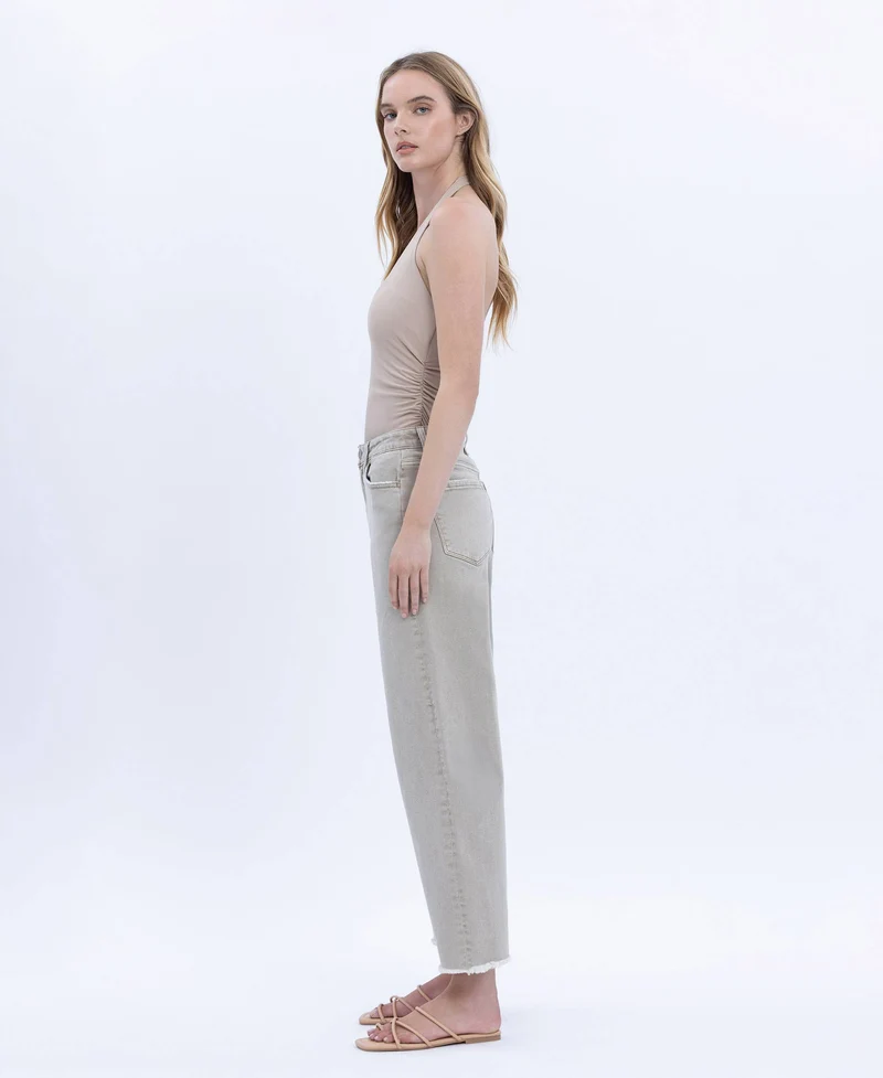 SUPER HIGH RISE FRAYED HEM WIDE BARREL LEG