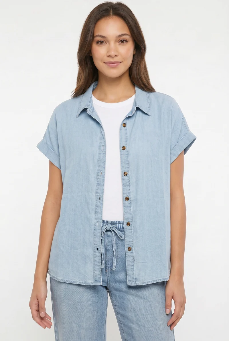 Blouse à manches courtes effet denim