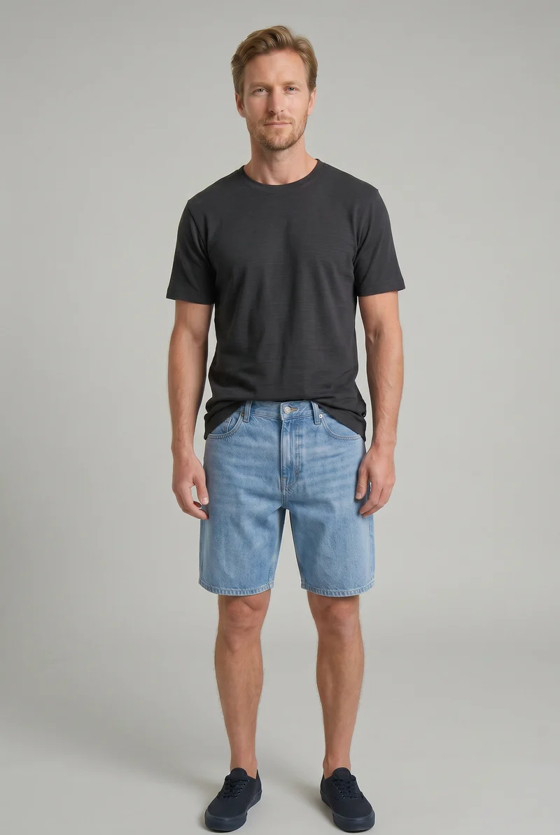 Le t-shirt uni à coupe relaxe