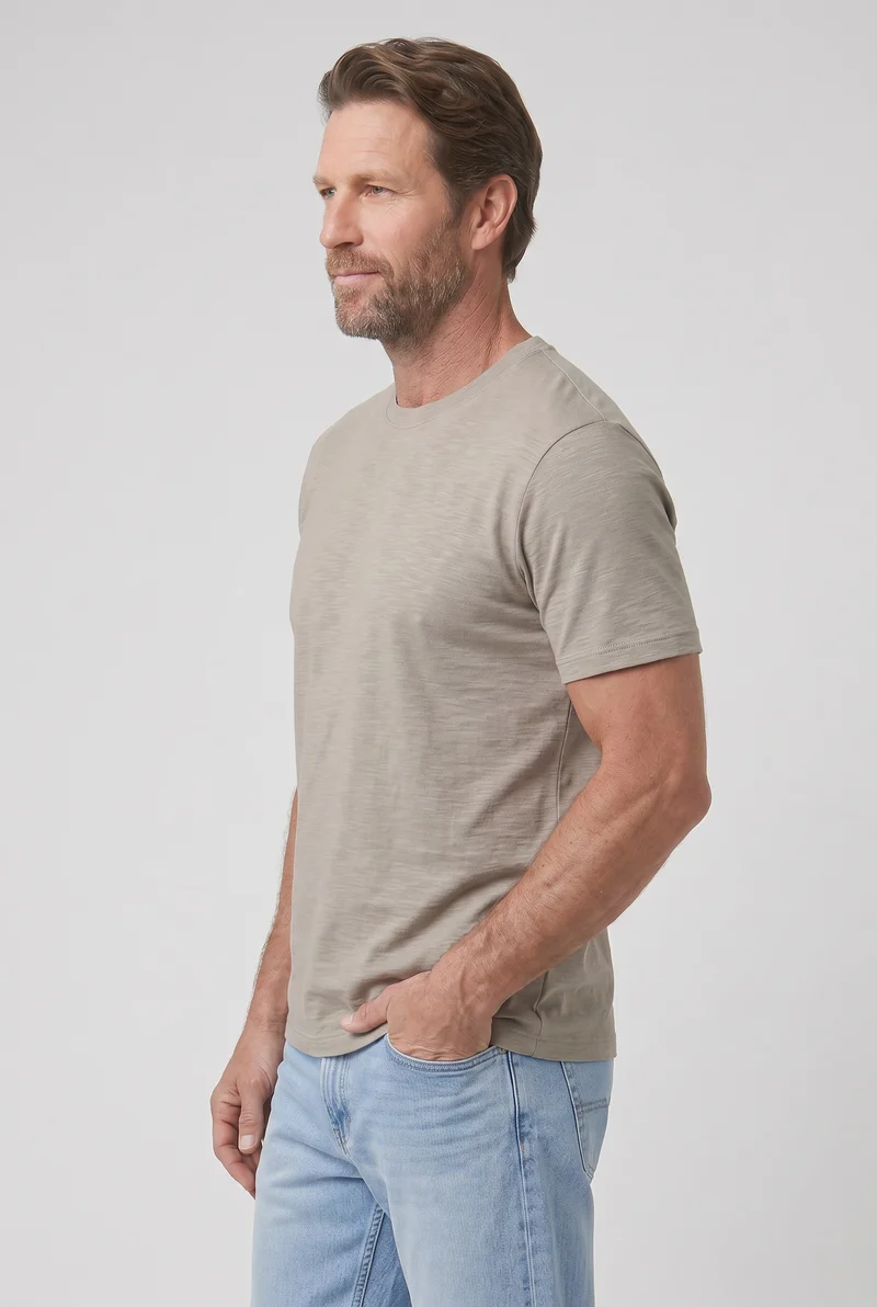 Le t-shirt uni à coupe relaxe