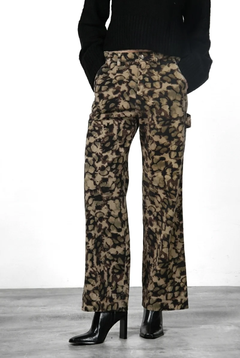 Dallas Wide Work pantalon chino femme en bull motif camouflage straight fit
