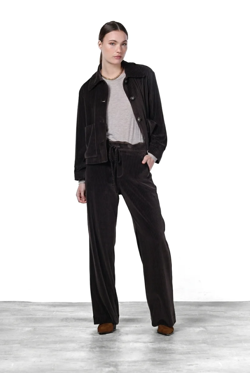 New York Studio Elax pantalon chino femme en velours à grosses côtes straight fit