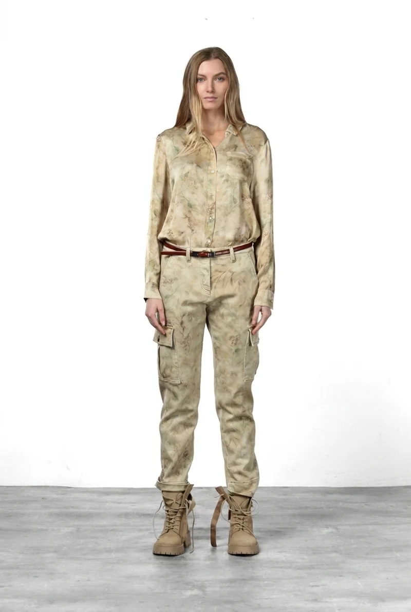 Marlene Cargo pantalon cargo femme en bull à motif floral dégradé carrot fit