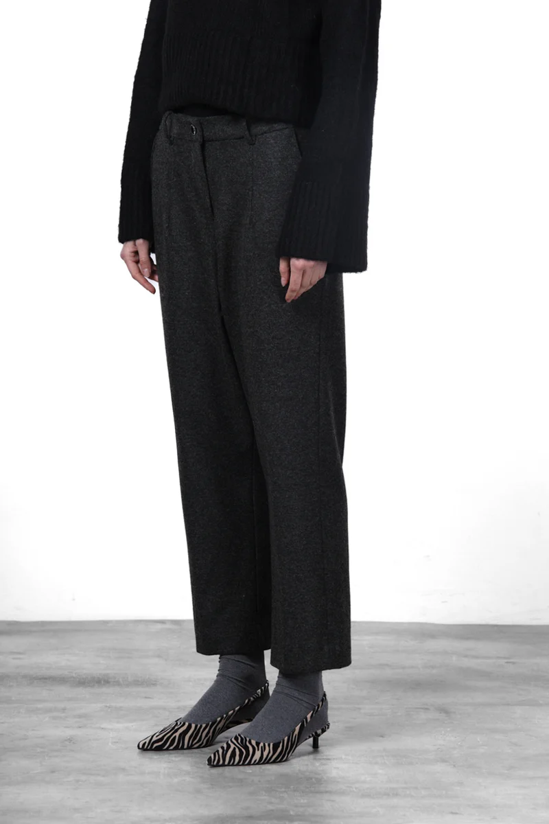 New York O Shape pantalon chino femme en jersey flanelle carrot fit