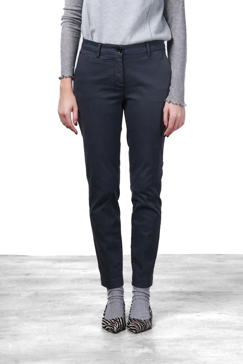 New York Slim pantalon chino femme en satin slim fit ①