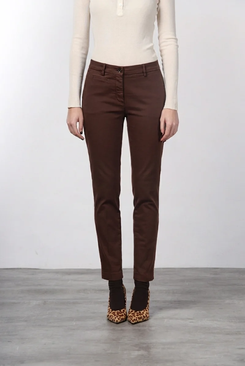 New York Slim pantalon chino femme en satin slim fit ①