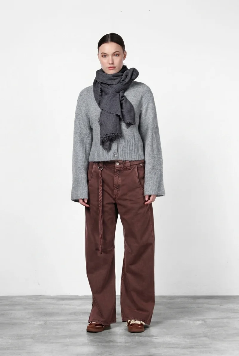 Violette pantalon chino femme en twill balloon fit ①