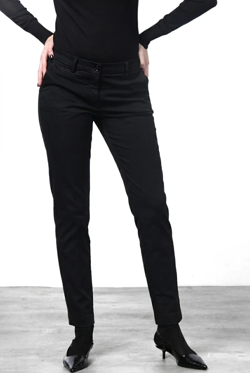 New York Slim pantalon chino femme en satin slim fit ①