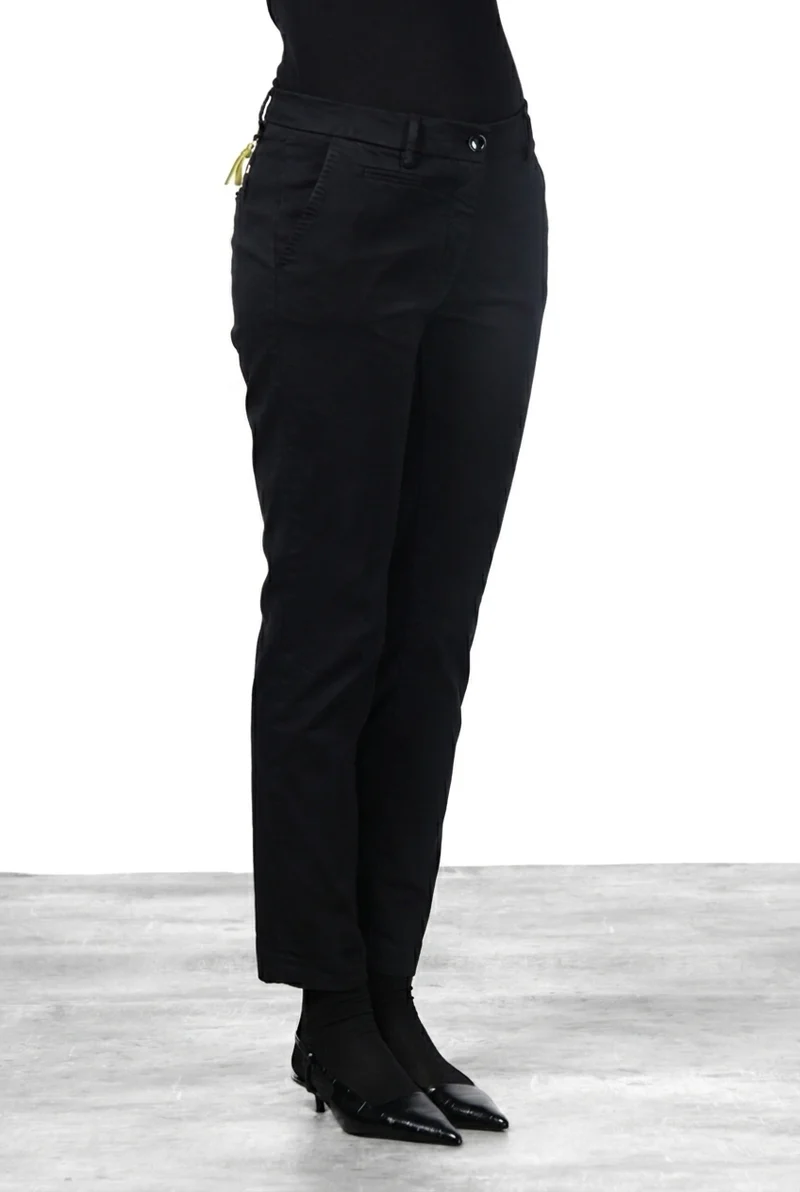 New York Slim pantalon chino femme en satin slim fit ①