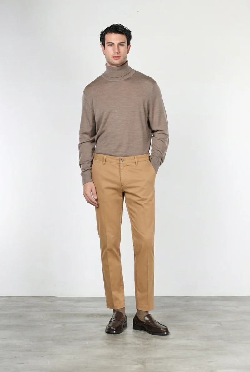 Milano pantalon chino homme en gabardine stretch extra slim fit ①