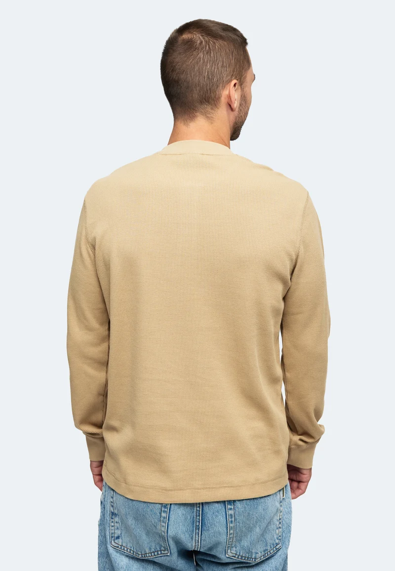 1025 Sébastien – Longsleeve Waffle Henley Shirt Herren
