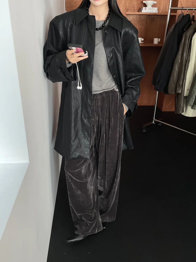 Lucysalon Velvet Wide-Leg Pants