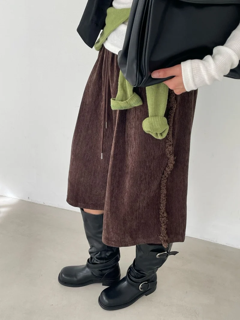 Wade Tassel Trim Bermuda Pants