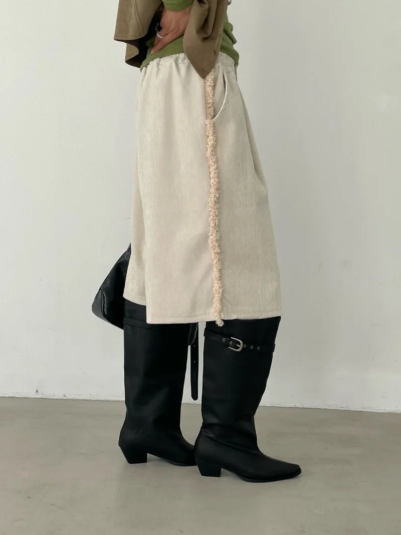 Wade Tassel Trim Bermuda Pants