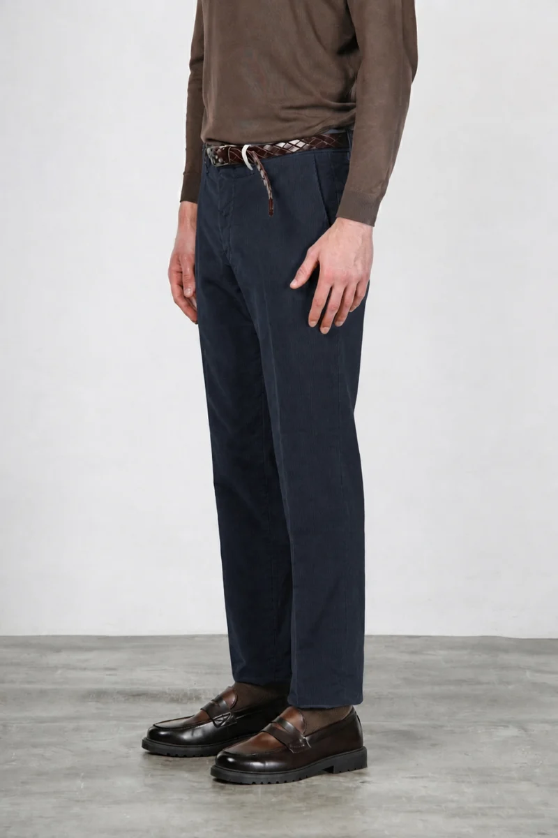 Paris pantalon chino homme en velours 1000 rayures stretch carrot fit ①