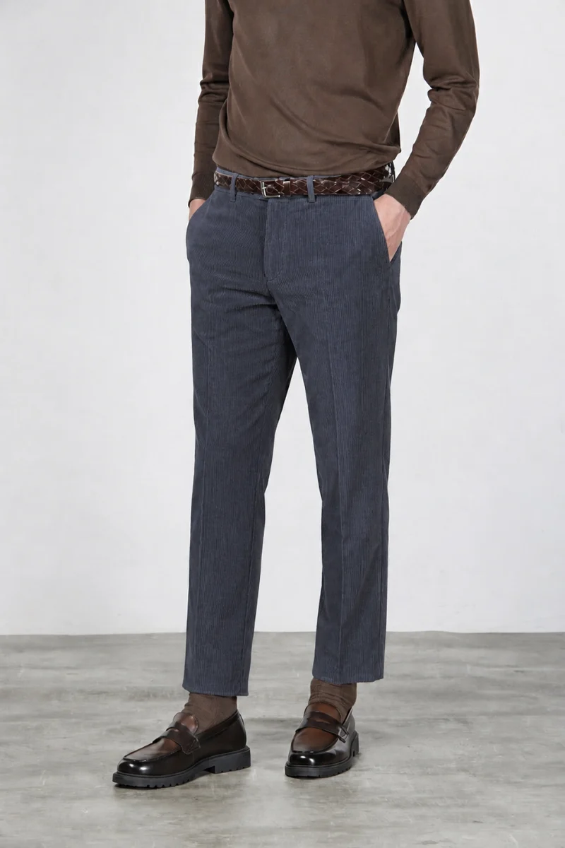 Paris pantalon chino homme en velours 1000 raies stretch carrot fit ①