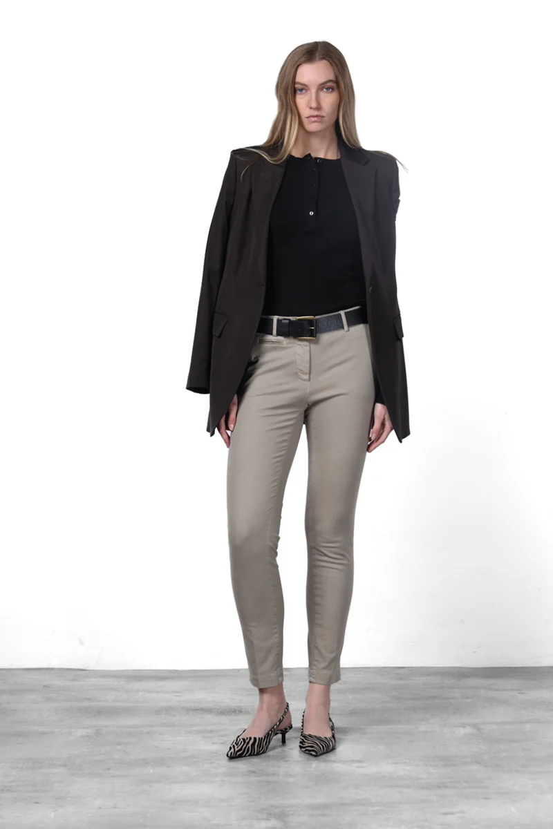 New York Slim pantalon chino femme en satin slim fit ①
