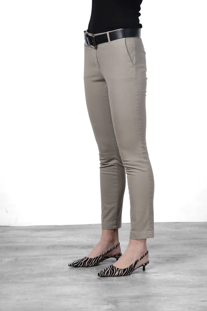 New York Slim pantalon chino femme en satin slim fit ①
