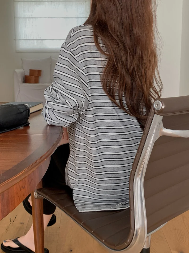 Anstand Striped Polo Collar Long Sleeve Tee with Side Slits