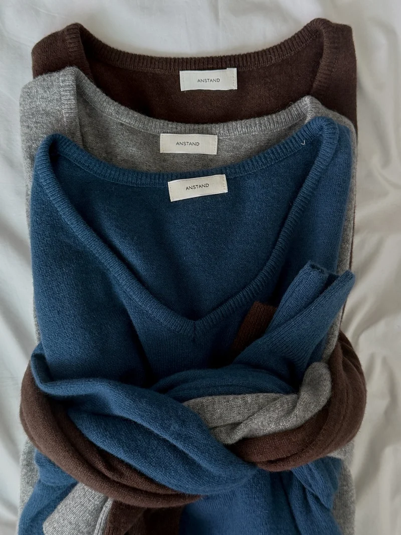 Anstand V-Neck Cashmere Blend Knit Pullover