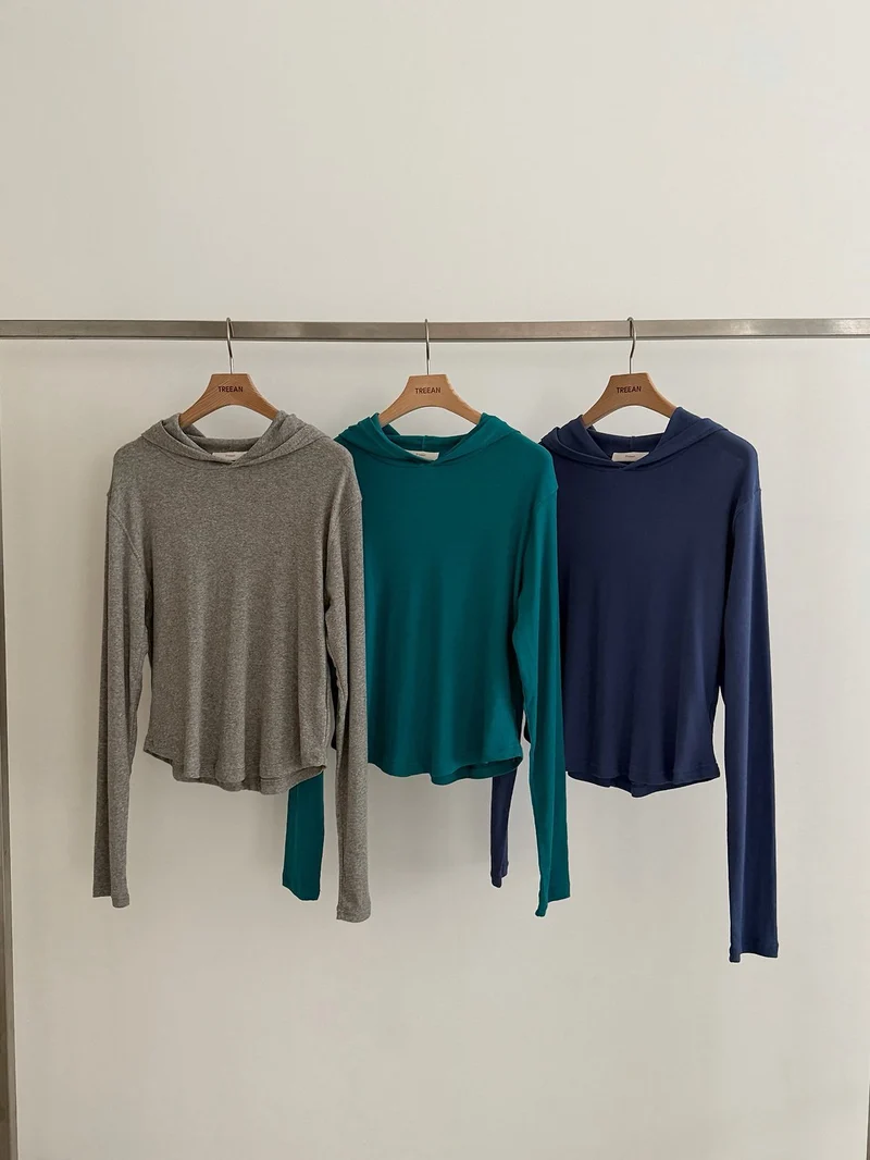 Treean Draped Hood Long Sleeve Cropped Top