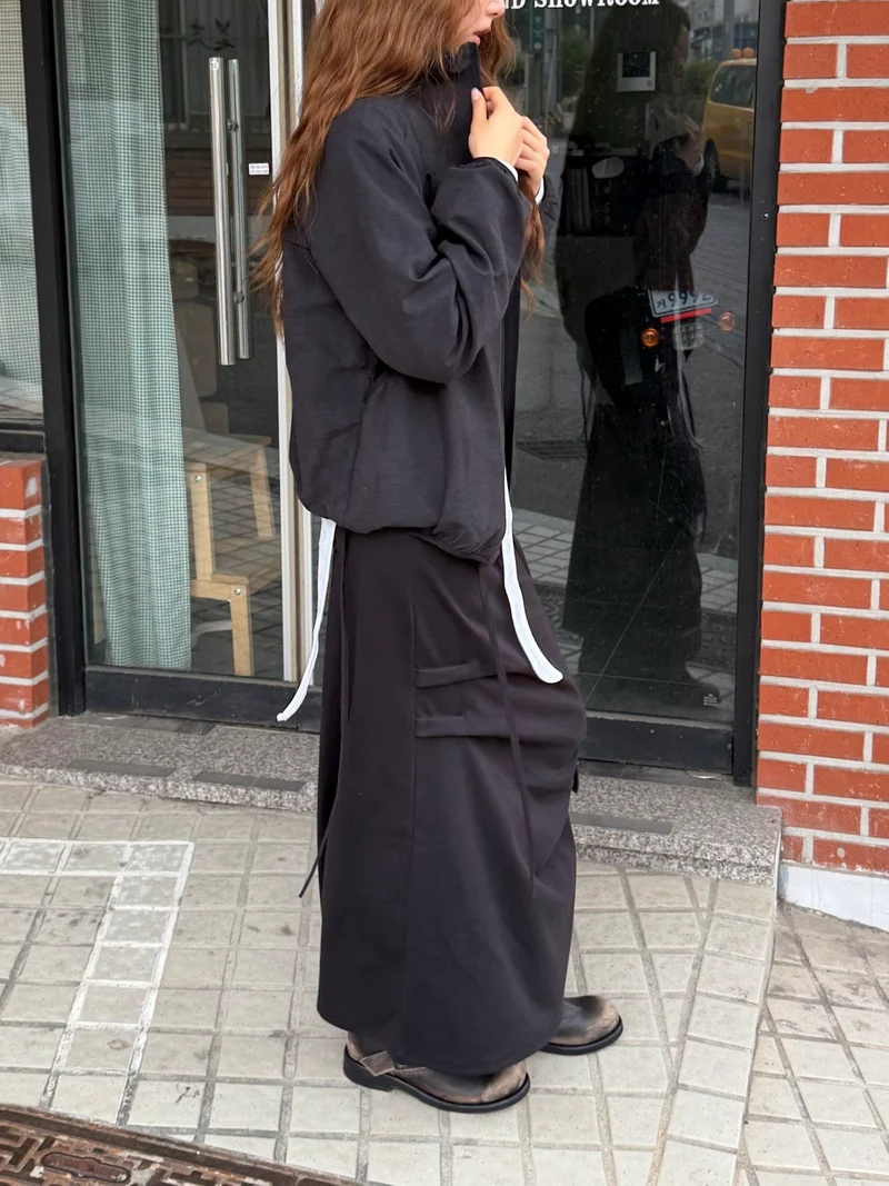 Askhaki Drawstring Waist Maxi Cargo Pocket Apron Skirt