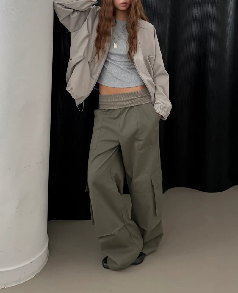 Askhaki Rib Waistband Wide Leg Cargo Pants