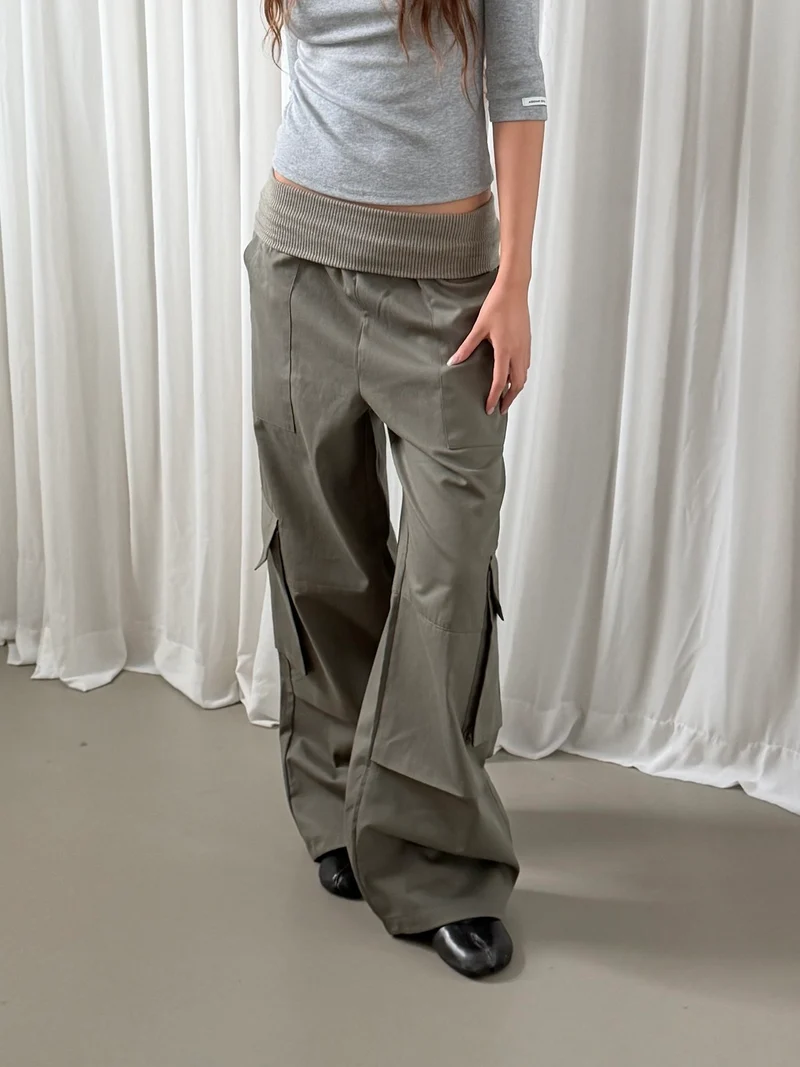 Askhaki Rib Waistband Wide Leg Cargo Pants